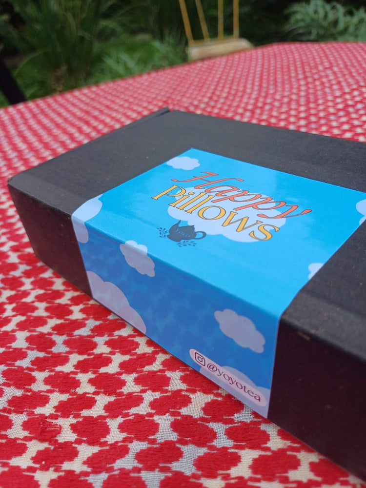 Caja festiva 18era "Happy Pillows" de 20 y 40 saquitos.
