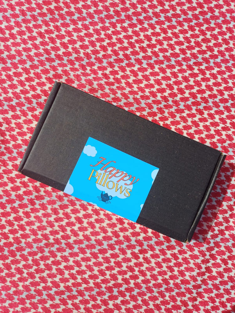 Caja festiva 18era "Happy Pillows" de 20 y 40 saquitos.